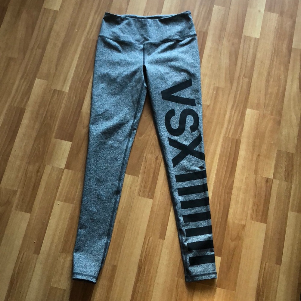 VS knockout workout pants
